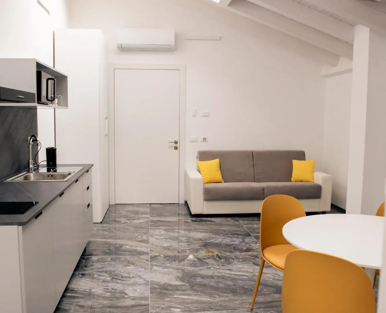 Apartament La Dimora Dell'Aquila Castelnuovo del Garda