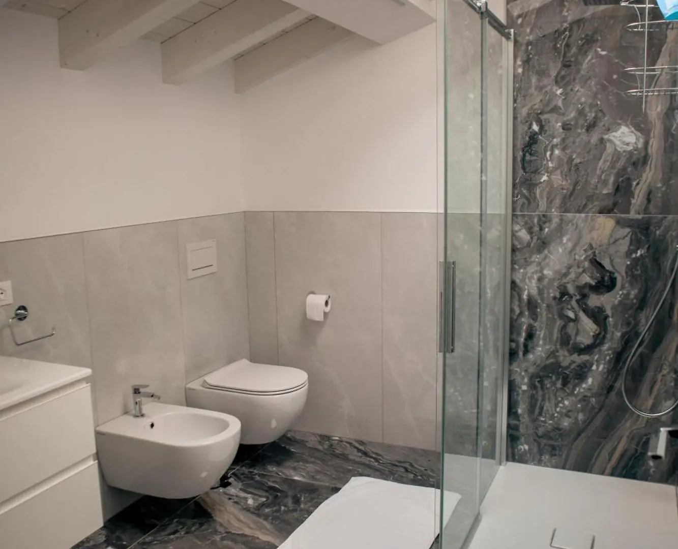 Apartament La Dimora Dell'Aquila Castelnuovo del Garda Włochy