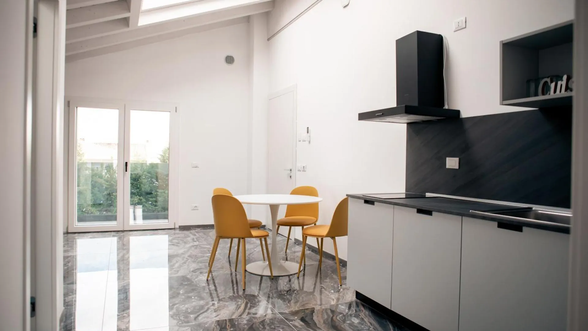 La Dimora Dell'Aquila Apartment Castelnuovo del Garda