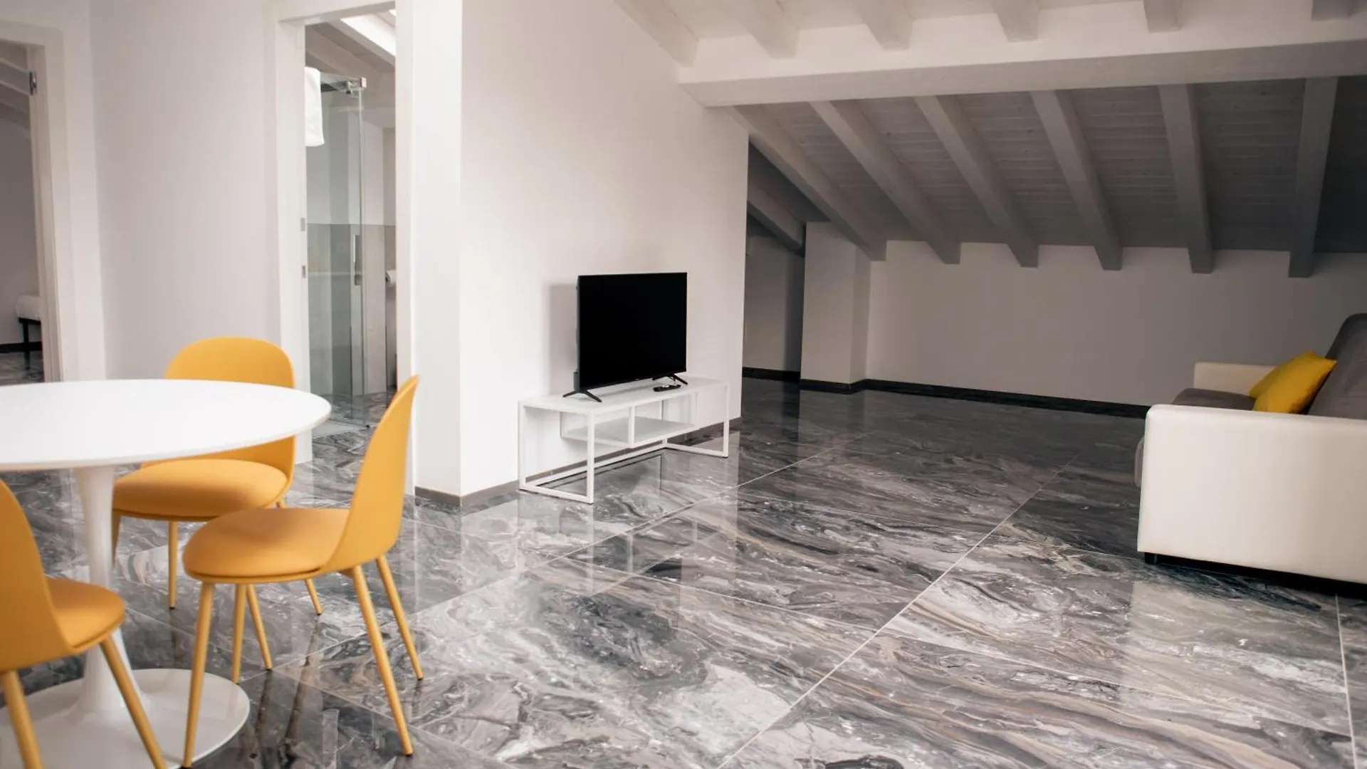 Apartament La Dimora Dell'Aquila Castelnuovo del Garda Włochy